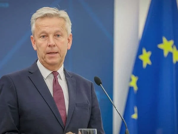 LOPATKA: Brzo napredovanje na putu ka EU zahtijeva poštovanje Ustava