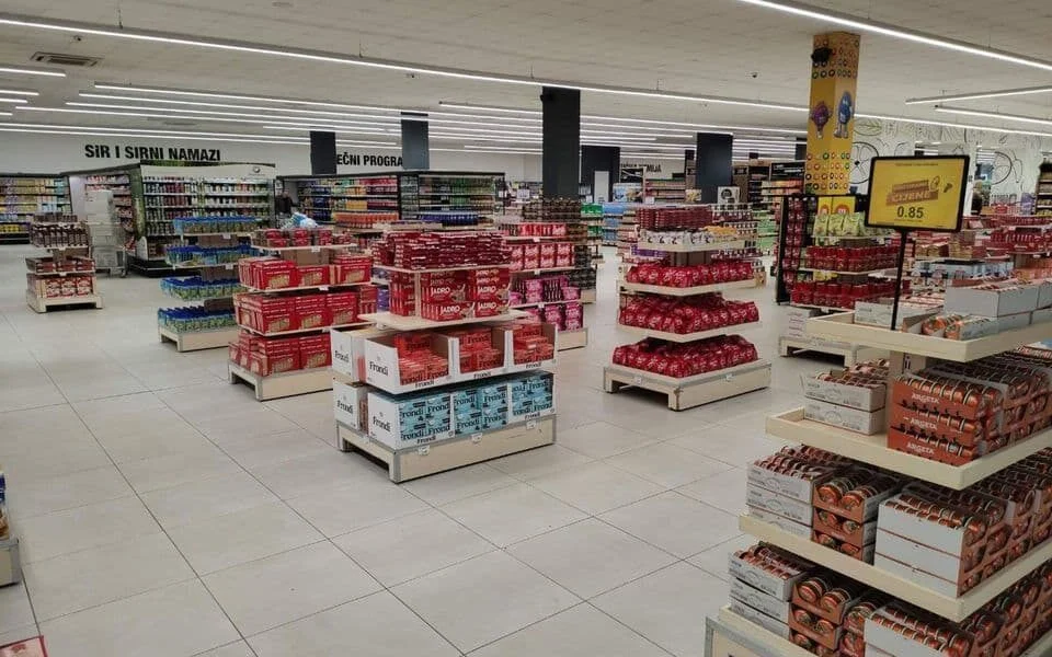Dvodnevni bojkot trgovačkih lanaca: Čekaju se podaci Poreske uprave o (ne)ulasku građana u prodavnice