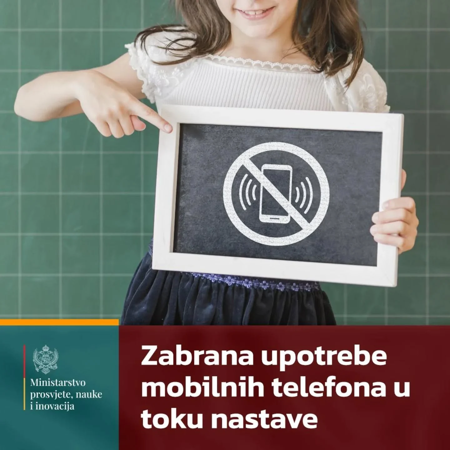 U svim osnovnim i srednjim školama zabrana mobilnih telefona u toku nastave