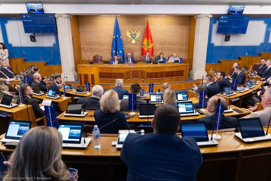 Mandić: Parlament sređeniji nego prije 2020. godine