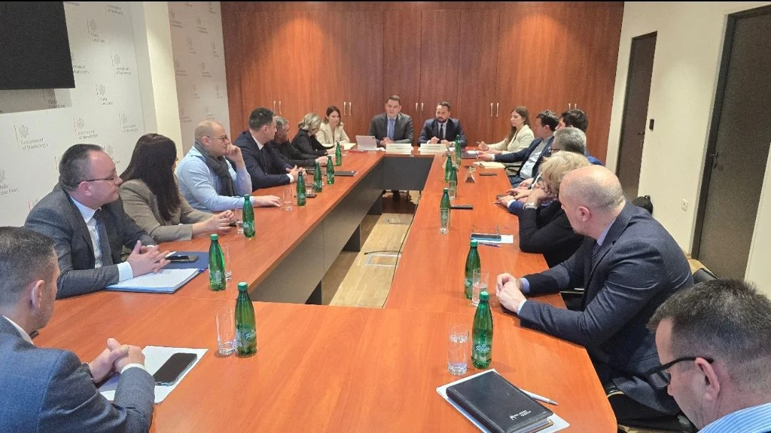 Šahmanović sa direktorima energetskih kompanija: Ministarstvu energetike dostaviti presjek stanja