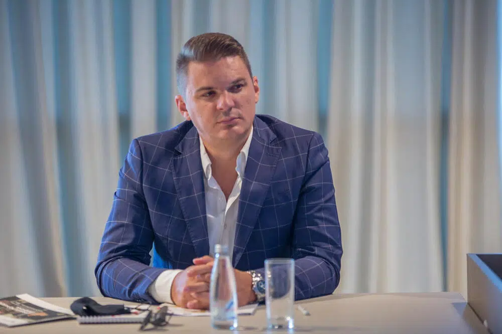 Šahmanović: Građani da ne stvaraju paniku i nepotrebne zalihe goriva