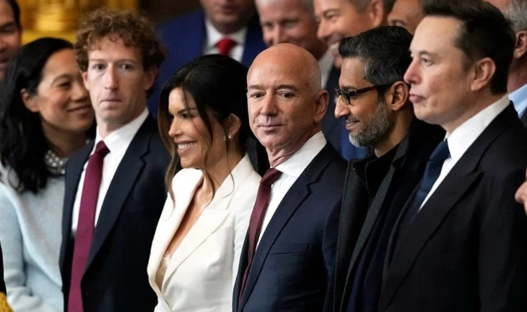 Teško vrijeme za bogataše: Zuckerberg u jednom danu izgubio 18 milijardi dolara, Bezos malo manje