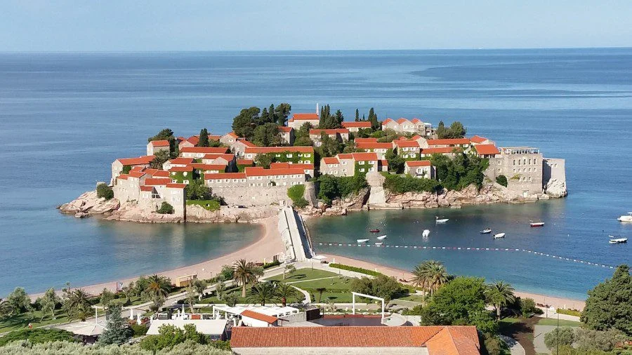 Nekadašnji direktor Svetog Stefana: Ograničen pristup plažama postojao je još od otvaranja ostrva 1960. godine