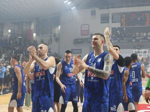 Evroliga je mrtva. Pare su je sahranile. Budućnost je opet sama