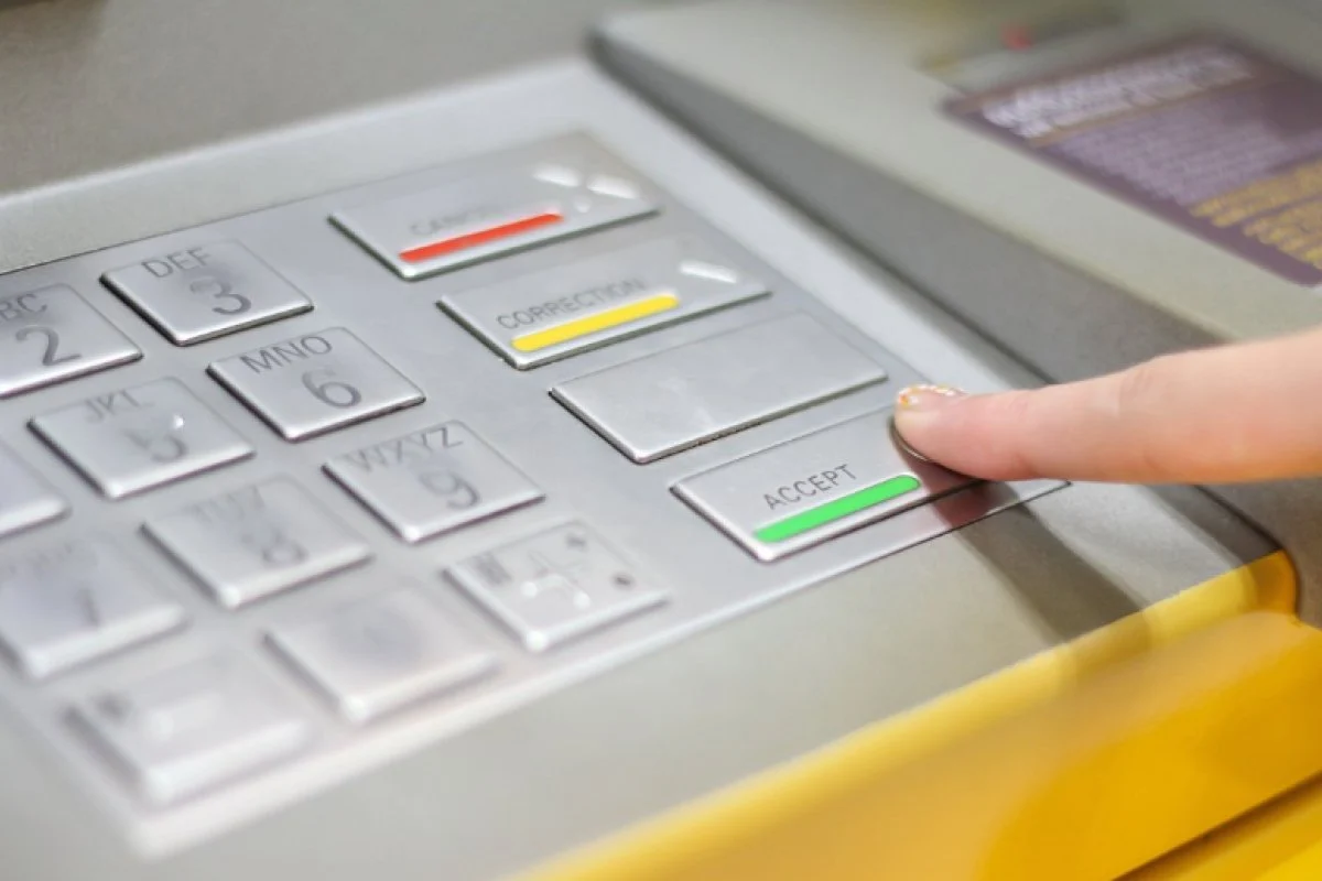 OPREZ: Hrpa "ničijih" bankomata na Jadranu, meta naivni turisti