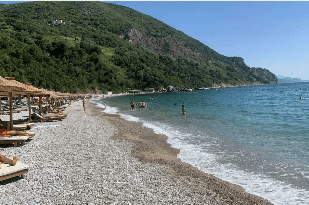 Niko neće da zakupi nudističke plaže, Morsko dobro ponavlja javni poziv