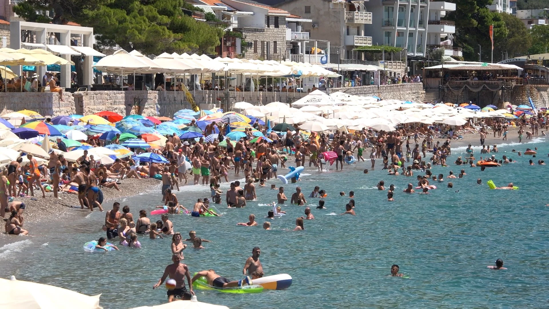 Bar: Manje gostiju, ali bolja naplata boravišne i turističke takse