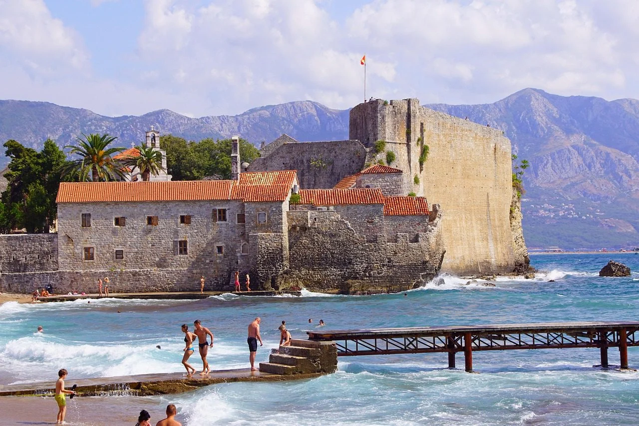 Turisti u Crnoj Gori ostaju 4,4 dana u prosjeku, a svaki drugi spava u Budvi