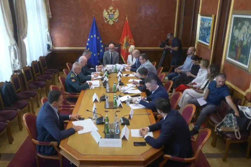 Krapović: Izdvajanje od pet odsto nije za NATO već za sopstvenu odbranu, jedan sajber napad nas može mnogo koštati