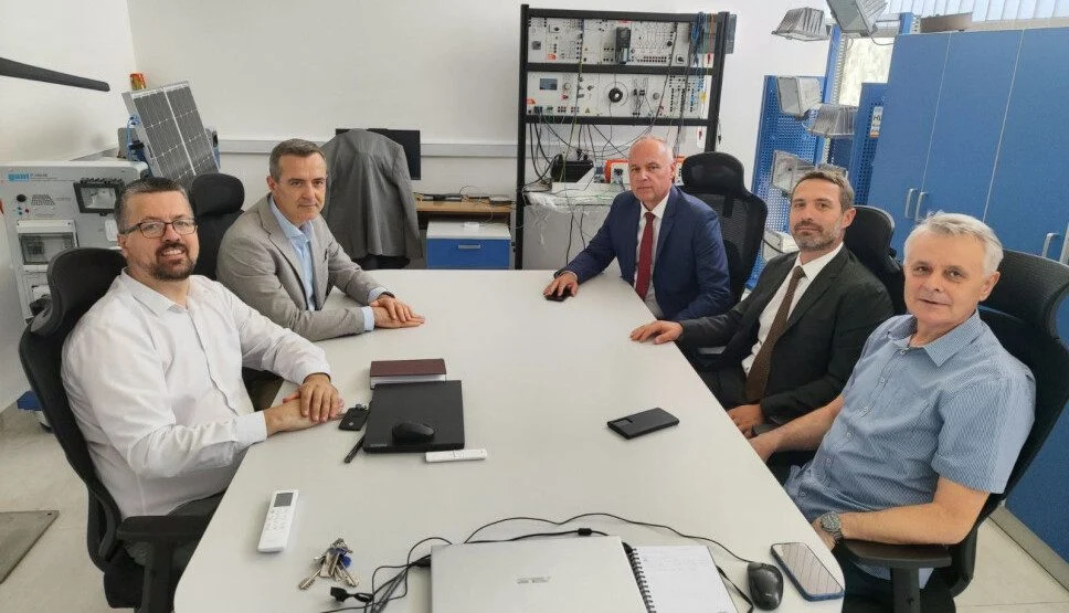 CGES donirao 10.000 eura Elektrotehničkom fakultetu za razvoj laboratorije