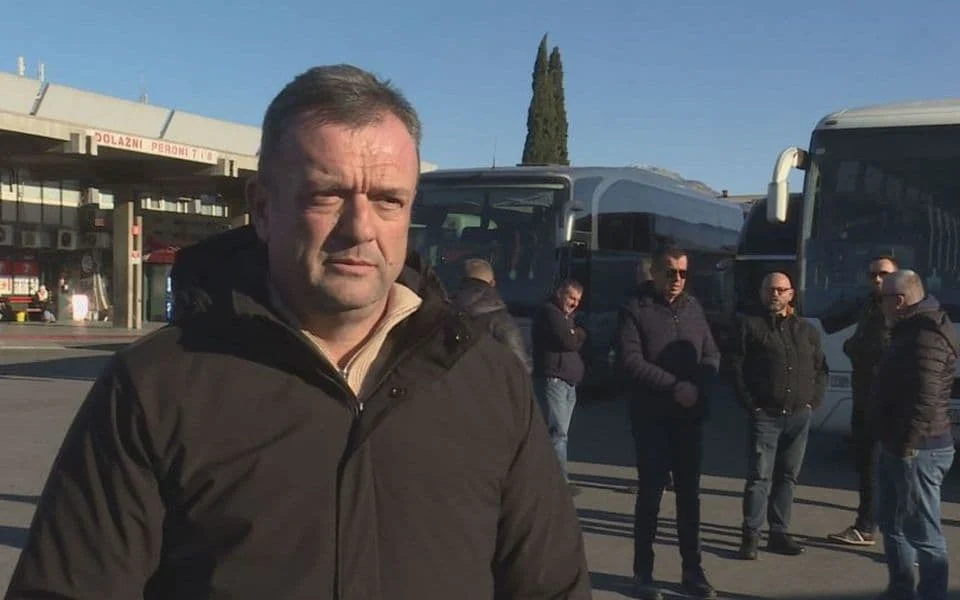 Dokić: "Euro model" će podstaći spiralu potrošnje i inflacije. Velike zarade bez pokrića u produktivnosti