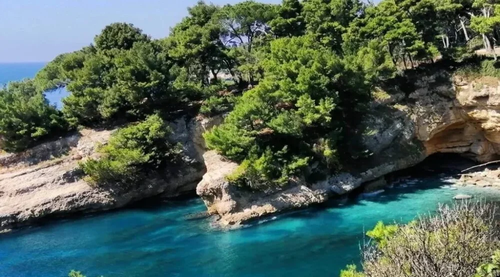 Čudo prirode u Ulcinju: Ljekovita Ženska plaža na koju mogu i muškarci