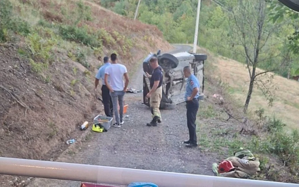 Vozilo sletjelo sa ceste, poginuo muškarac