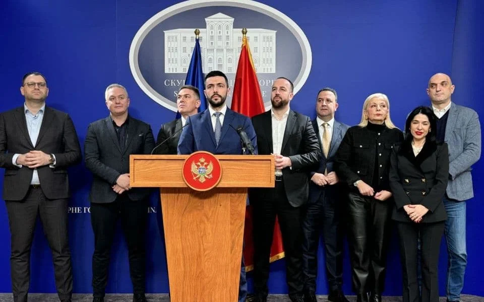 Pozivaju Spajića da smijeni Bečića: Šta piše u interpelaciji DPS-a
