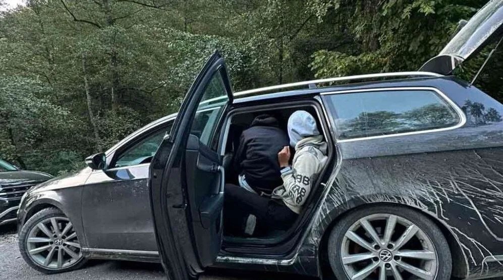 Zajednička akcija Crne Gore i BiH: Spriječeno krijumčarenje devet maloljetnika iz Egipta, krivična prijava protiv jedne osobe