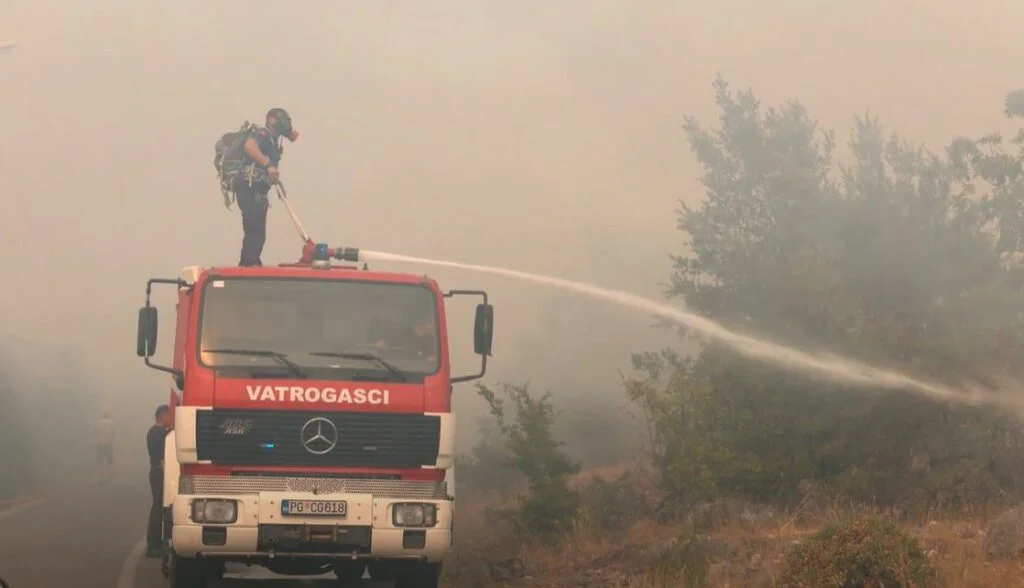 Na donatorskom računu Vlade više od 88.000 eura za sanaciju štete izazvane požarima