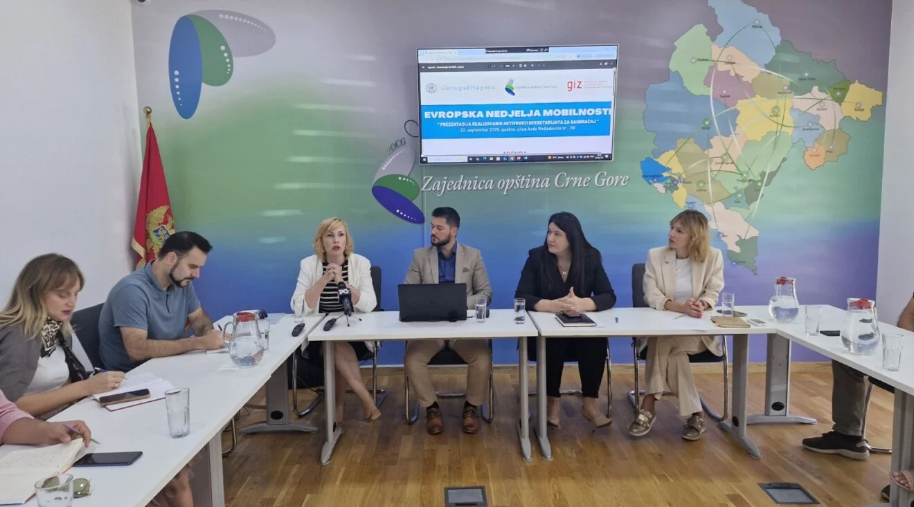 Plan da do 2030. godine u Podgorici budu izgrađene nove garaže, biciklistička infrastruktura, adaptivni semafori, LED informativni displeji