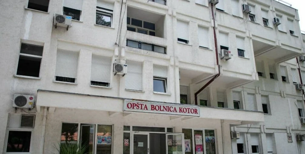 Napad na ljekare u kotorskoj bolnici: Povrijeđen hirurg, infektolog držan zarobljen