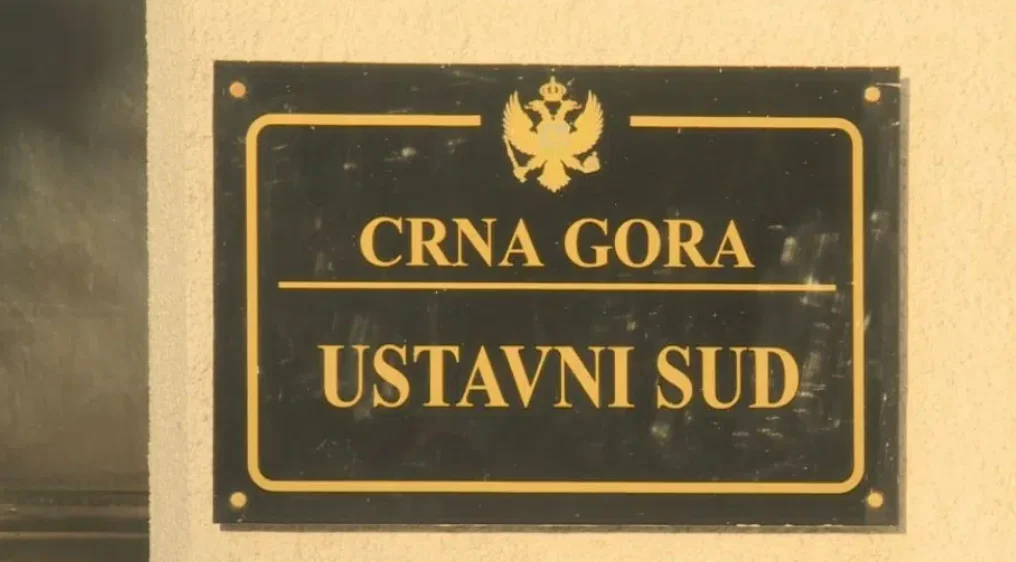 Ustavni sud ukinuo odredbe Zakona o porezu na nepokretnosti