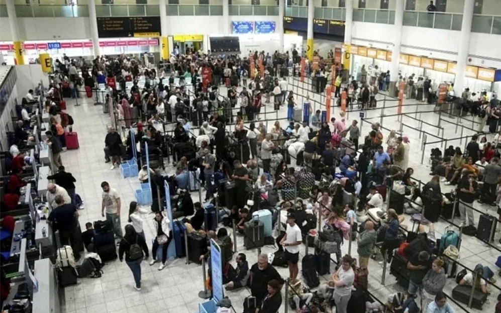 Čudni dronovi obustavili letove u Minhenu, hiljade putnika ostalo na aerodromu