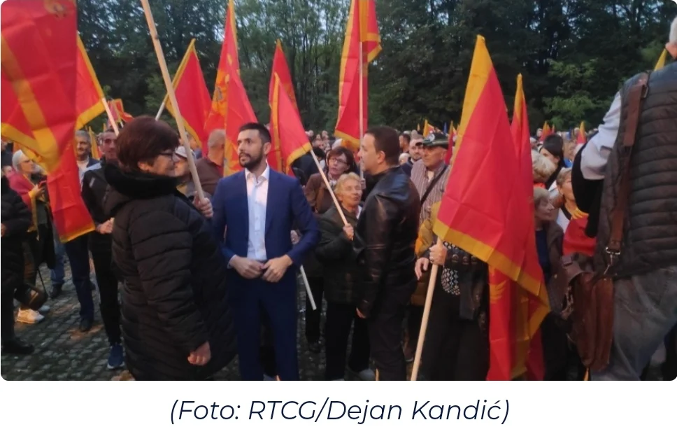 Živković, Eraković i Abdić na protestnom skupu DPS-a u Pljeviljima