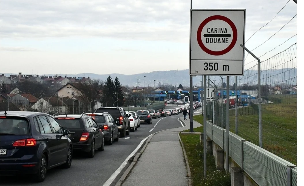 Bivši ministar uhvaćen u švercu cigareta