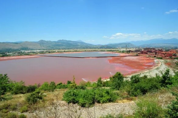 Mještani sela Srpska saglasni sa Mujovićem: Hitno sanirati bazene crvenog mulja
