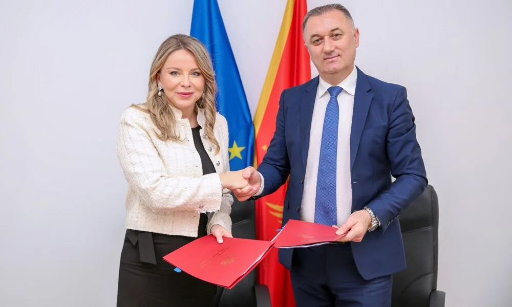 Gutić i Radović potpisali Sporazum o jačanju finansijske inkluzije osjetljivih kategorija građana