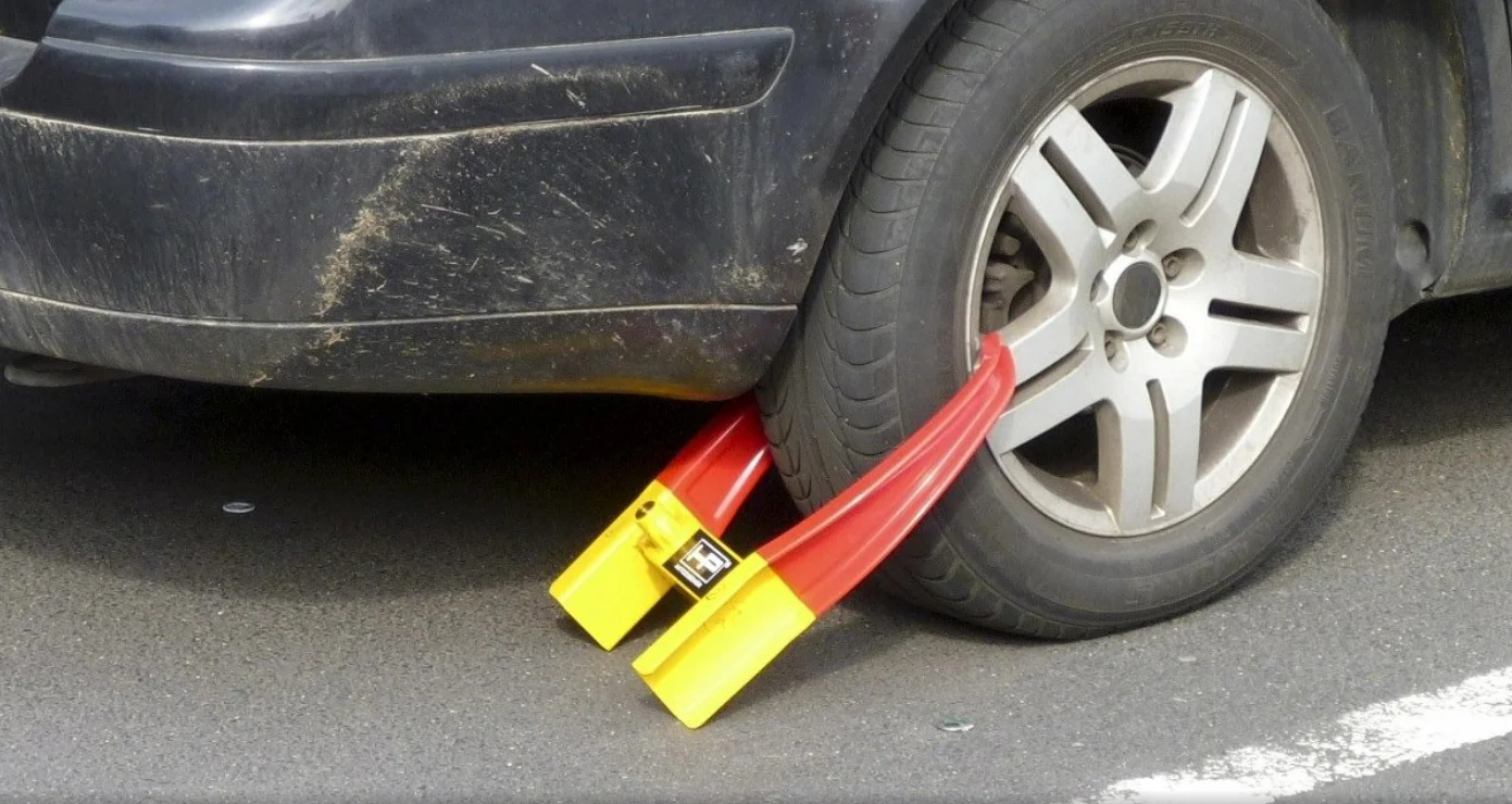 Advokati predali inicijativu: „Kandže“ Parking servisa na Ustavnom sudu