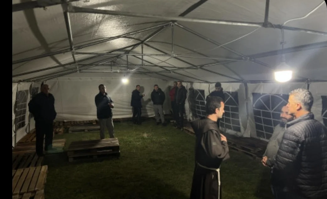 Protestno kampovanje: Podgorica između šatora u Tuzima i Botunu