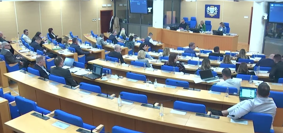 Skupština Glavnog grada: Dio opozicije glasao za odluke vlasti