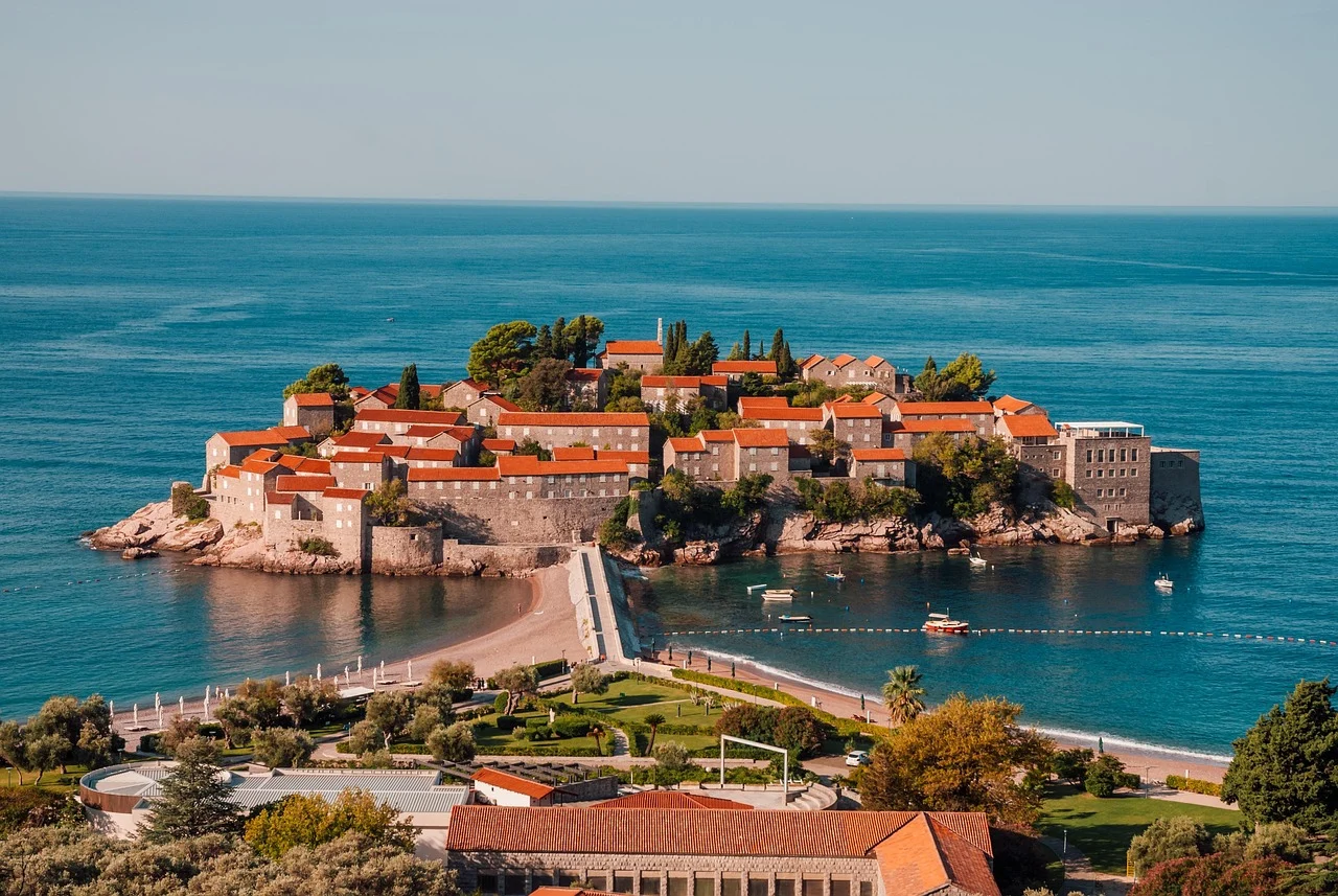 MZ Sveti Stefan: Nikada nismo bili protiv istinskih investitora