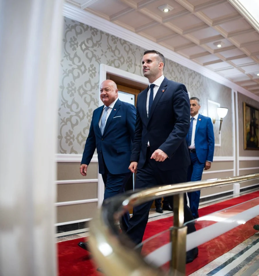 Kancelar Štoker i Spajić zajedno na Novogodišnjem koncertu u Beču