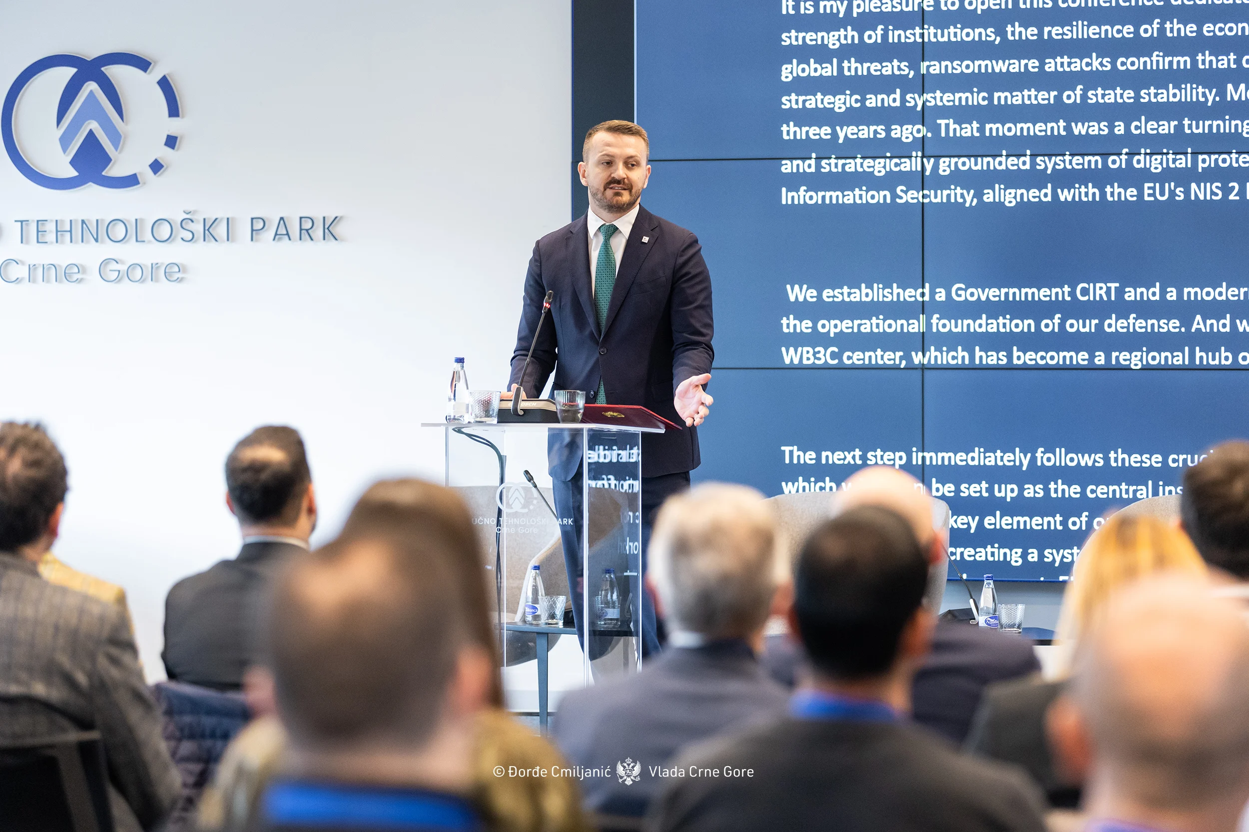 Crna Gora predvodi Zapadni Balkan na Paris Cyber Summitu: Regionalno partnerstvo za bezbjedniju Evropu