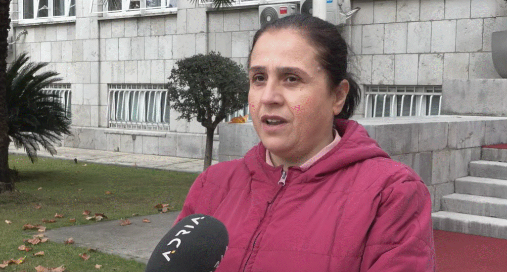 Krgović počela štrajk glađu: Majke i njihove porodice gladuju