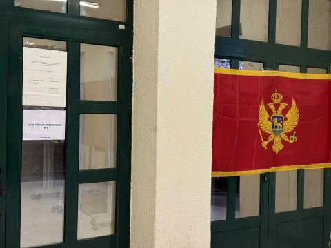 Danas referendum u Zeti: Glasanje počelo u sedam časova