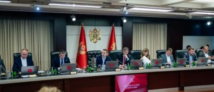 Vlada nije razmatrala inicijativu DNP-a, premijer saglasan da identitetska pitanja dođu na dnevni red parlamenta