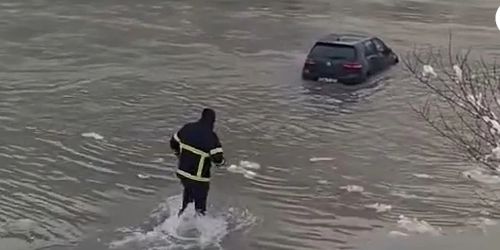 Heroj Rade: Vlasnica mi je dala ključeve, bez razmišljanja sam ušao u ledenu rijeku