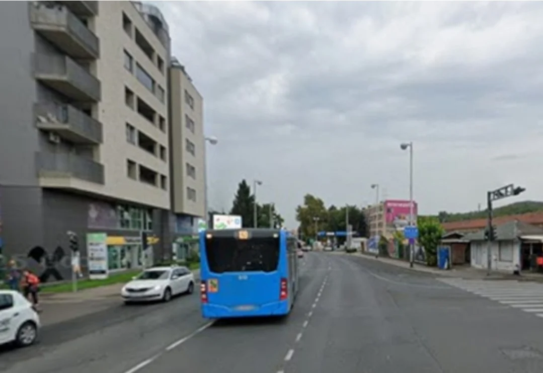 Autom udario ženu, pa pobjegao. Policija traži svjedoke nesreće