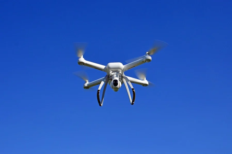 Kazne za dronove od 500 do 2.000 eura, mora se registrovati, imati polisu