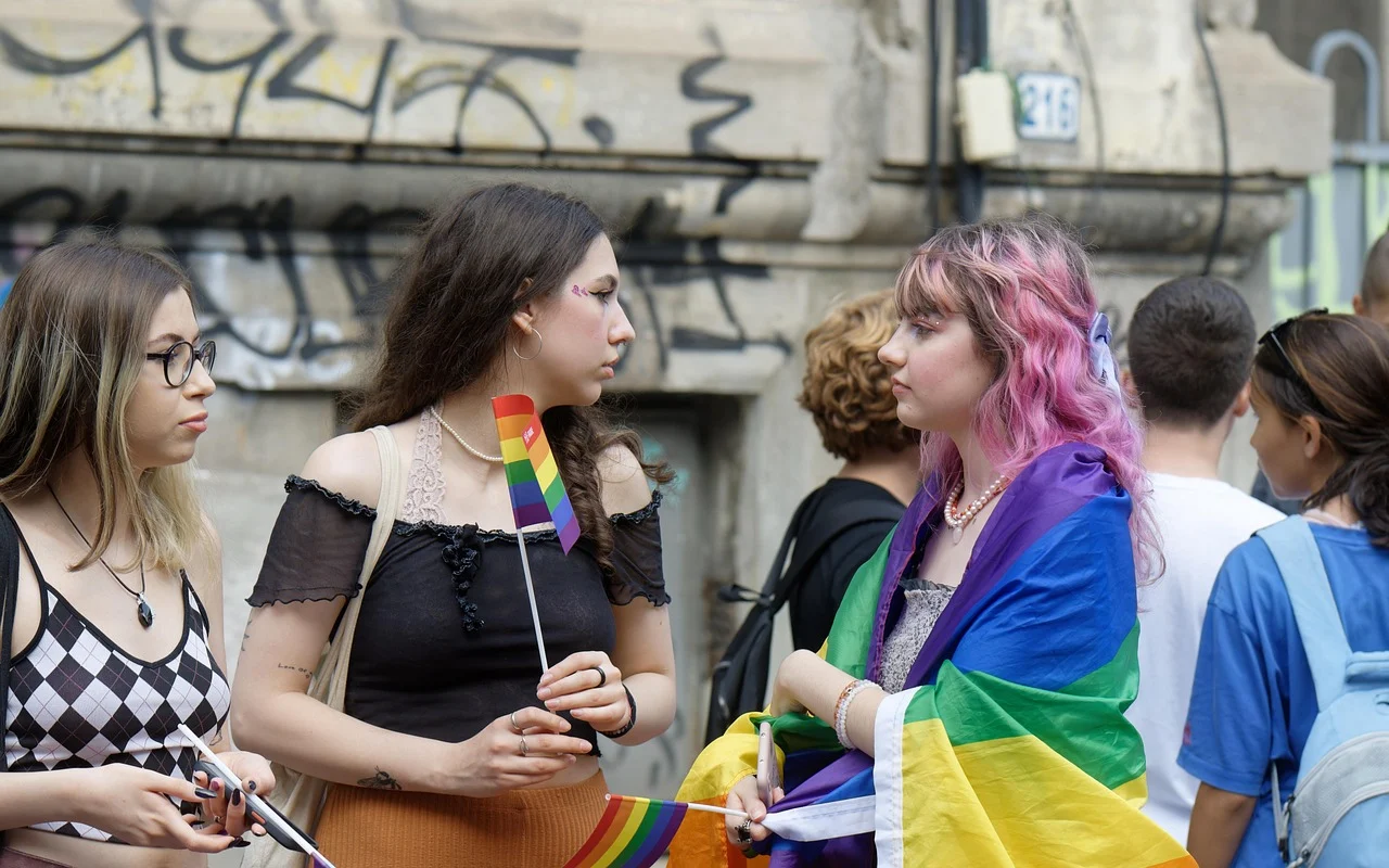 Duboko ukorijenjene predrasude: Četvrtina građana homoseksualce vidi kao kriminalce