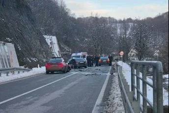 Udes prije ulaza na autoput od pravca Kolašina, saobraćaj je u prekidu