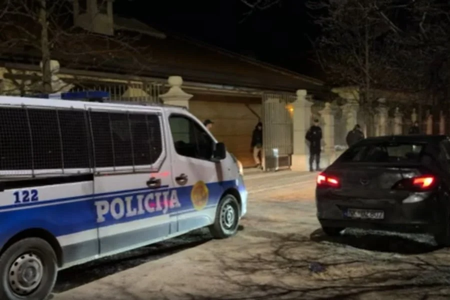 ETV: Aco Đukanović priveden u CB Nikšić bez lisica, danas daje izjavu osnovnom tužiocu