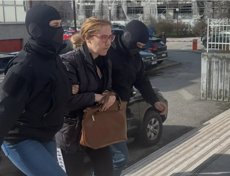 Bratić saslušana zbog smjena direktora: Određeno joj zadržavanje zbog opasnosti od bjekstva i uticaja na svjedoke