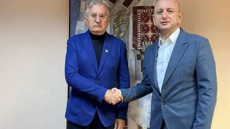 Knežević upoznao ambasadora Srbije o pokretanju inicijative da srpski jezik bude normiran kao službeni