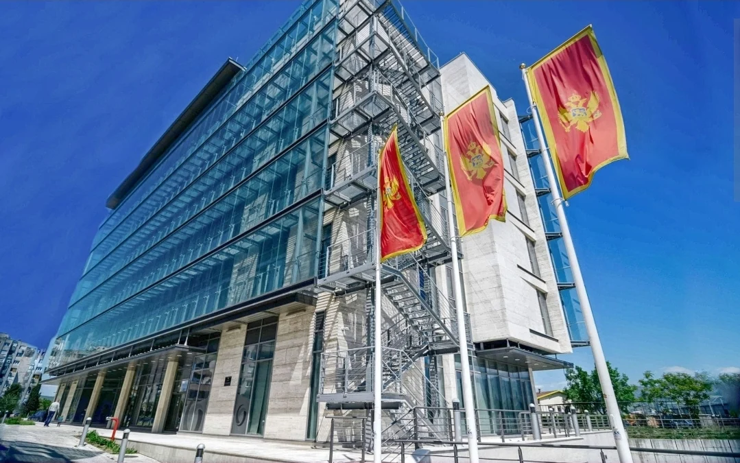 Uprava za nekretnine: Neutemeljeni navodi o nezakonitom postupanju, transparentno i zakonito postupamo