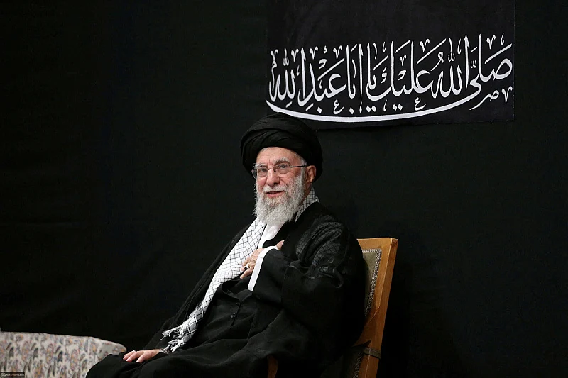 Iranski državni mediji potvrdili: Vrhovni vođa Ali Khamenei je mrtav, ubijena i četiri člana porodice
