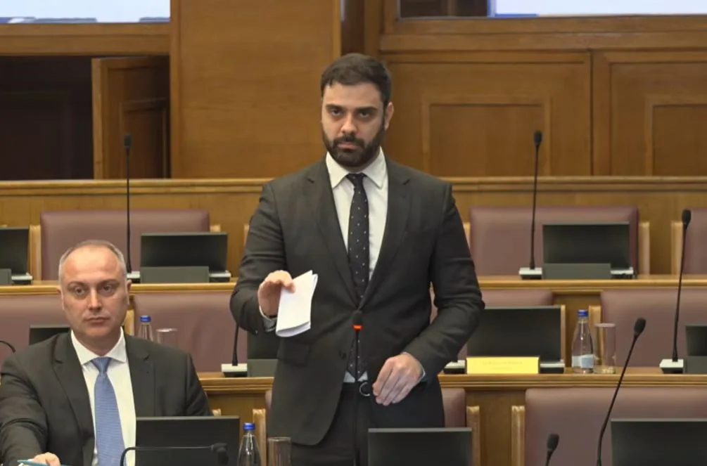 Radulović obišao radove na bulevaru Jaz-Tivat: Naredne sedmice biće asfaltirana još jedna dionica