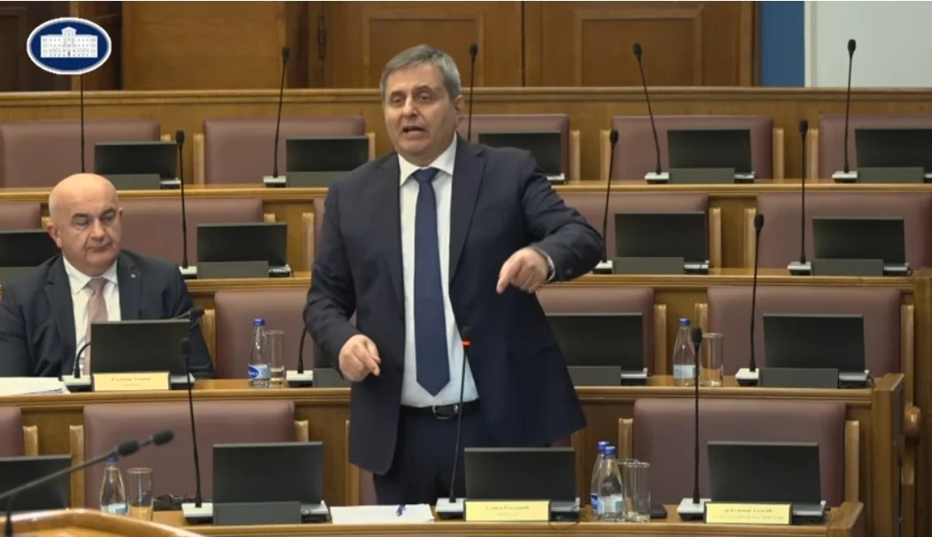 Radunović optužio opoziciju za opstrukciju: Kvadrat stana na Veljem brdu biće 1.000 eura
